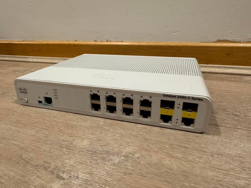 Cisco Catalyst WS-C2960C-8TC-L – compacte managed switch, Ophalen of Verzenden, Gebruikt