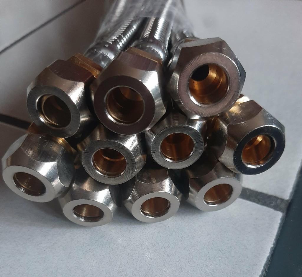 54stuks senitair flexibel verbindingen zie beschrijving, Doe-het-zelf en Bouw, Sanitair, Nieuw, Overige typen, Inox, Ophalen