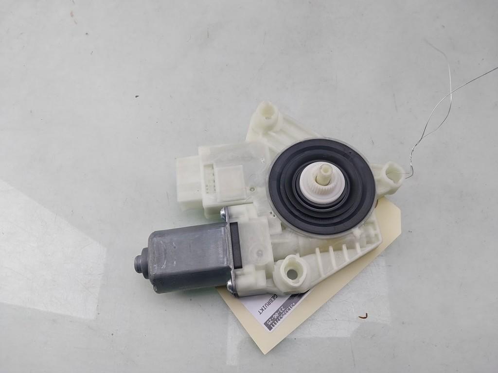 MOTEUR LEVE VITRE ELECTRIQUE Skoda Fabia III Combi (NJ5), Autos : Pièces & Accessoires, Carrosserie & Tôlerie, Skoda, Utilisé