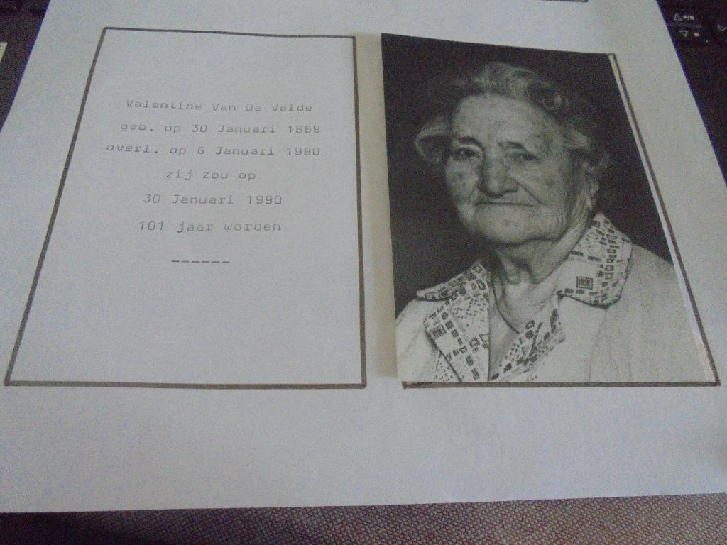 dp 100 jarige - Valentine Van De Velde, Verzamelen, Bidprentjes en Rouwkaarten, Ophalen of Verzenden, Bidprentje