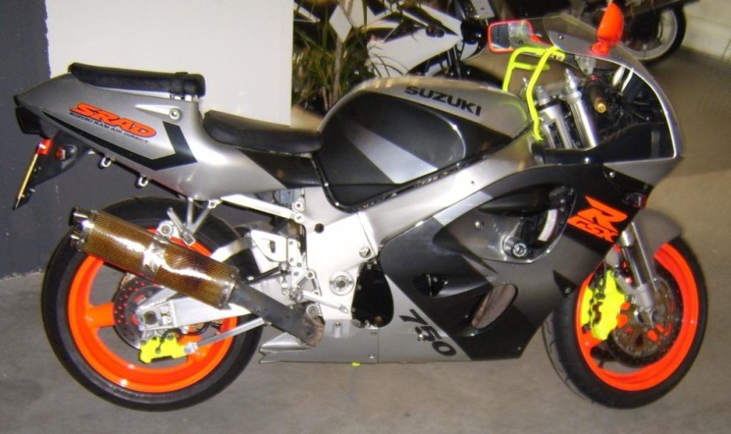 Suzuki GSX-R 750 - Motor staat/is getuned, komt van/uit Circ, Motoren, Motoren | Suzuki, Particulier, Sport, meer dan 35 kW, 4 cilinders