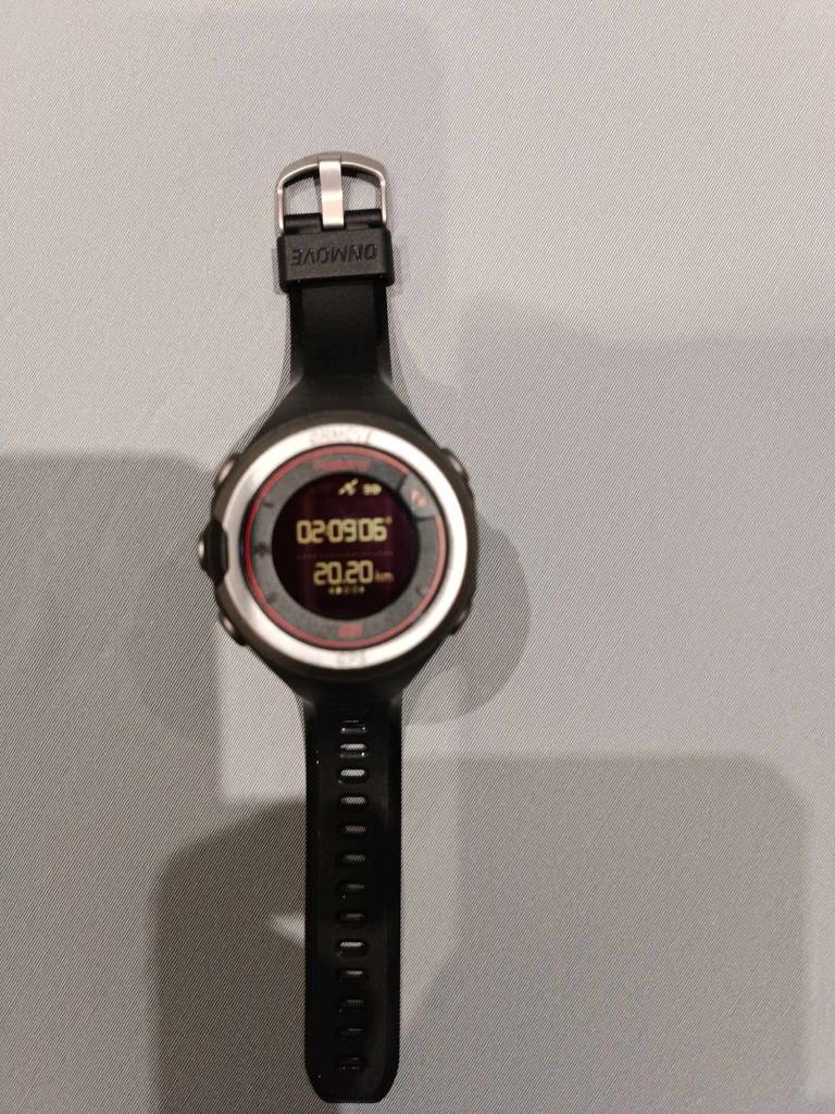 Montre de sport Geonaute ONmove 220 GPS, Enlèvement ou Envoi, GPS, Comme neuf, Noir