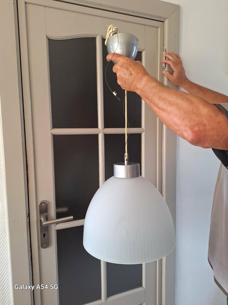 Lampe suspension ikea, Enlèvement