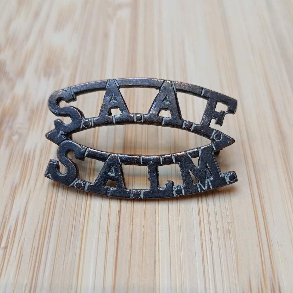 Badge wo2 SAAF SALM devrait être attaché, Collections, Enlèvement ou Envoi, Armée de l'air