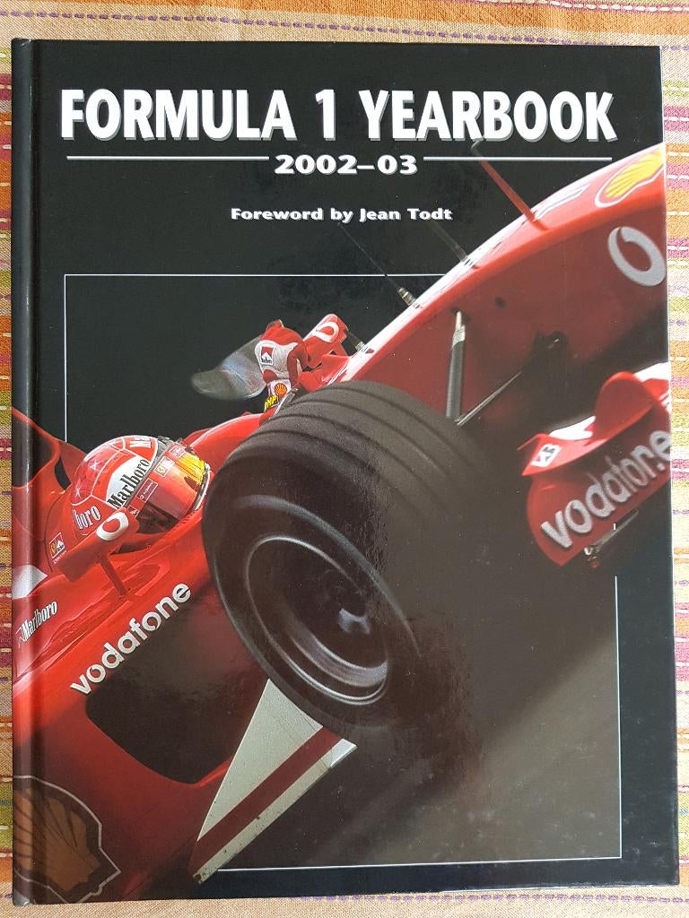 Formula 1 Year 2002, Ophalen of Verzenden, Zo goed als nieuw