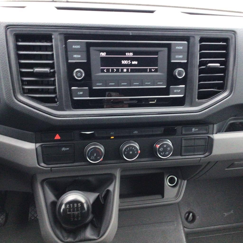 volkswagen crafter laadbak/dubbel/cabine 7plaatsen 2023, 4 deurs, 4 cilinders, Volkswagen, 3000 kg