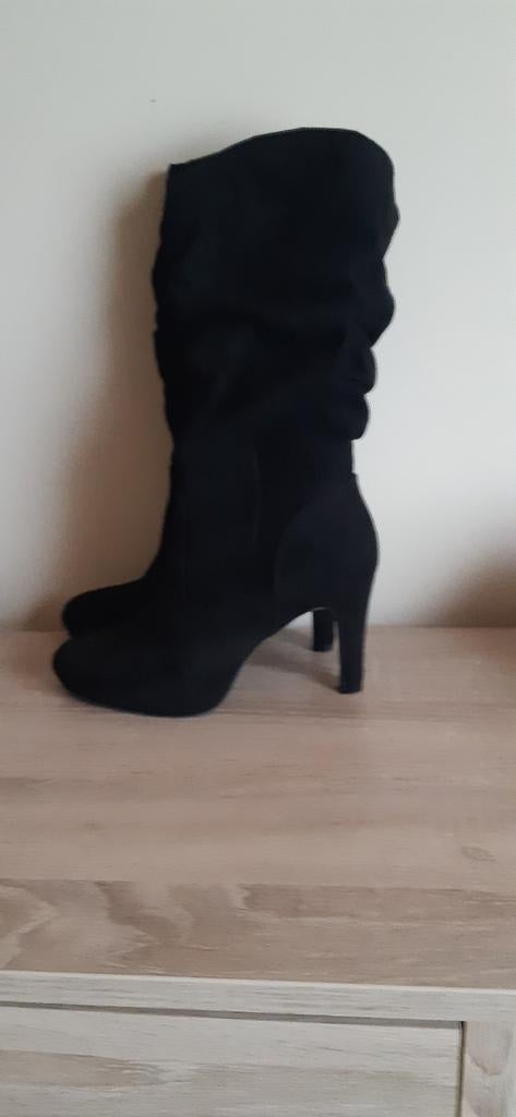 Half hoge laarzen met hak maat 38, Kleding | Dames, Ophalen, Hoge laarzen, Zwart, Nieuw
