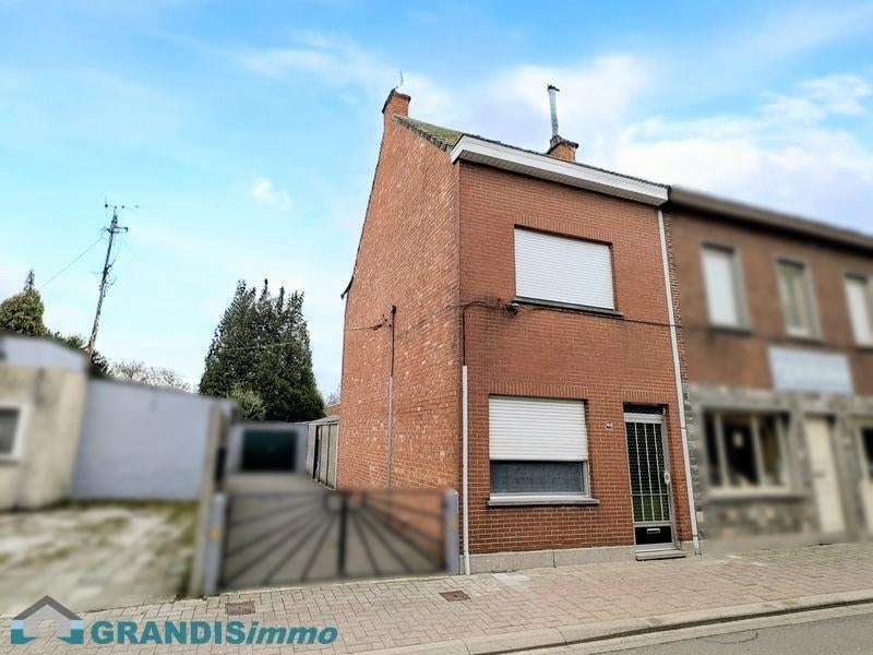 Te renoveren woning met tuin centrum Zele, Immo, Huizen en Appartementen te koop, Provincie Oost-Vlaanderen, 200 tot 500 m², Tussenwoning