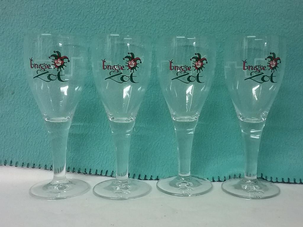 Brugse zot bierglazen, Verzamelen, Biermerken, Ophalen of Verzenden, Zo goed als nieuw