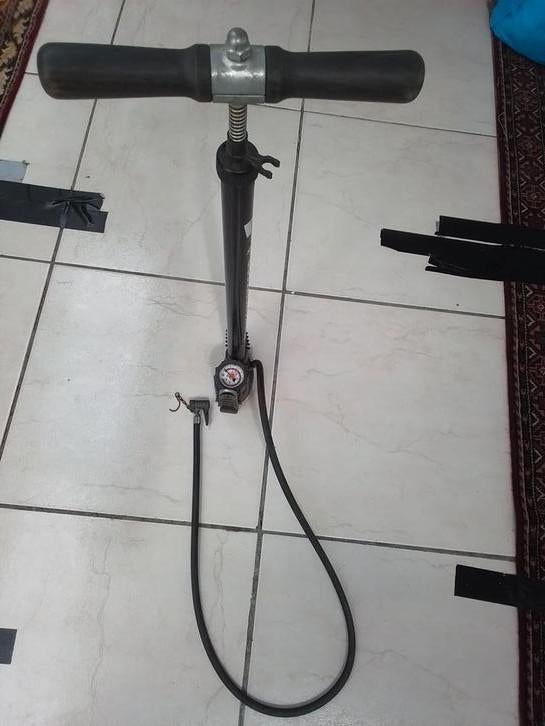 Fietspomp, Ophalen of Verzenden, Zo goed als nieuw