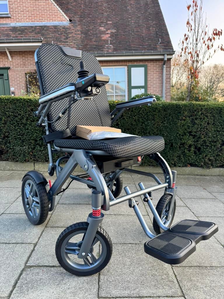 Chaise roulante Pliable lège fauteuil électrique état neuf, Divers, Enlèvement ou Envoi, Pliant, Neuf, Fauteuil roulant électrique