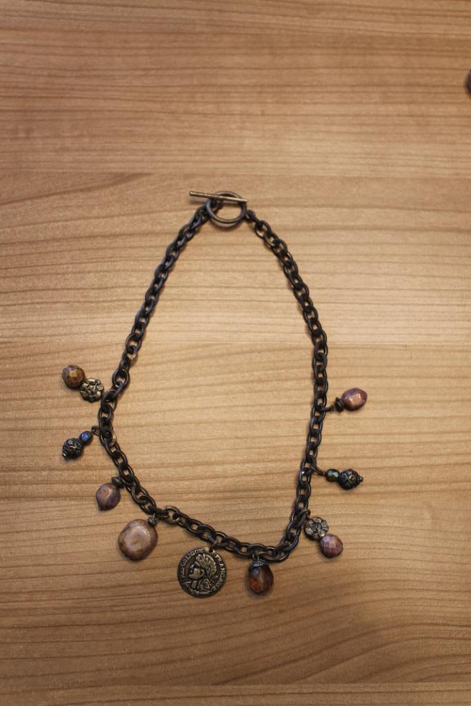 Les Cordes Halsketting (1), Bijoux, Sacs & Beauté, Enlèvement ou Envoi, Comme neuf, Autres couleurs, Autres matériaux