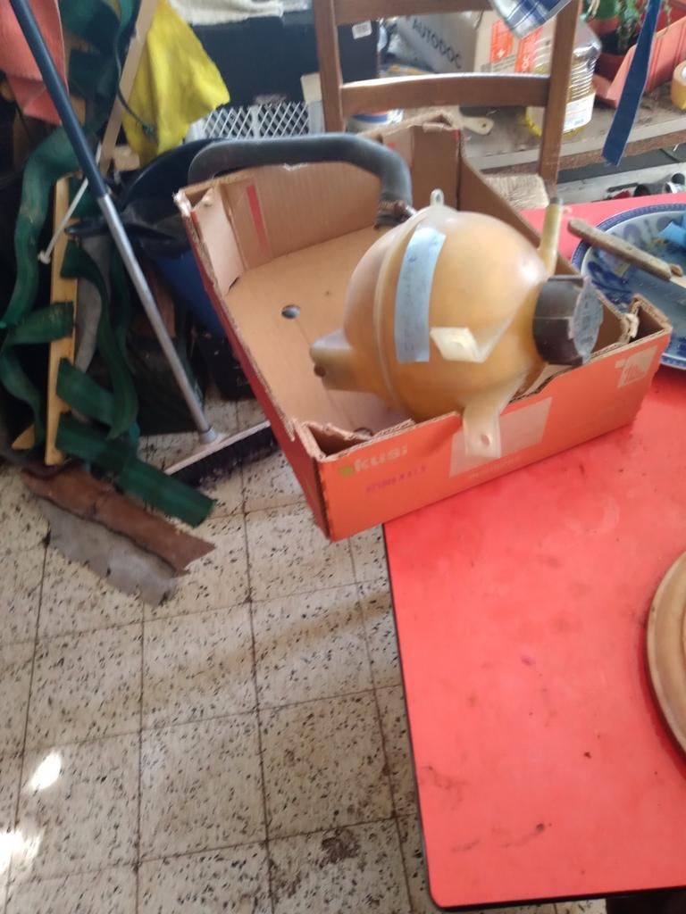 Réservoir de liquide de refroidissement Opel Kadett e, Autos : Pièces & Accessoires, Moteurs & Accessoires, Enlèvement ou Envoi