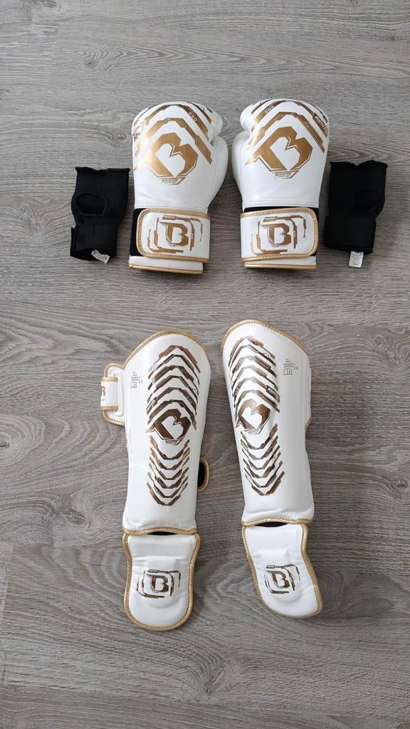 merk: booster, Maat M, Ophalen, Zo goed als nieuw