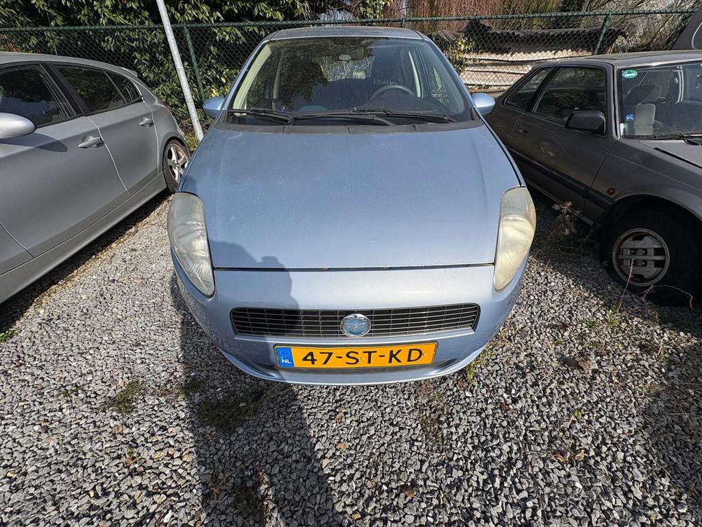 Fiat - Grande Punto - 1.4-16V Dynamique - Voiture - 2006, Autos, Fiat, Achat, Entreprise, Grande Punto, MPV ou Monospace