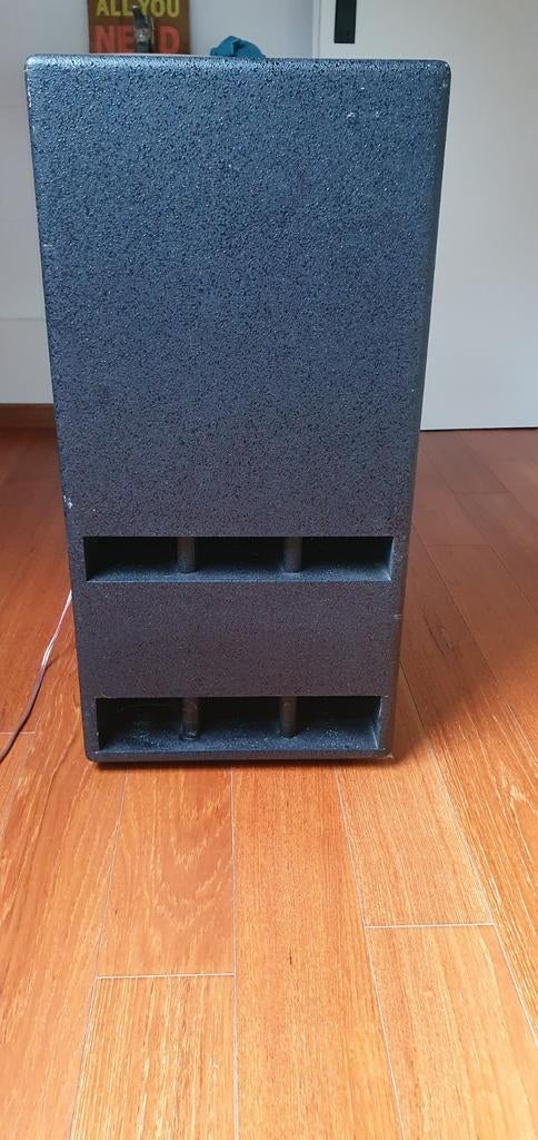 Subwoofer Apart 2400 BL, Ophalen, Subwoofer
