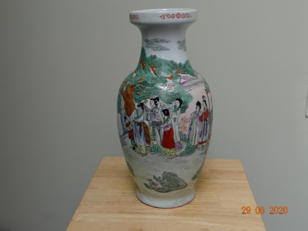 chinese vaas met stempel, Ophalen