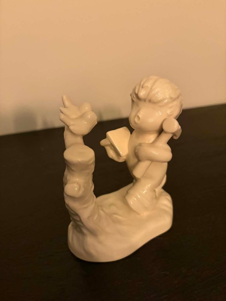 Goebel, wit groter beeld, Ophalen of Verzenden, Gebruikt