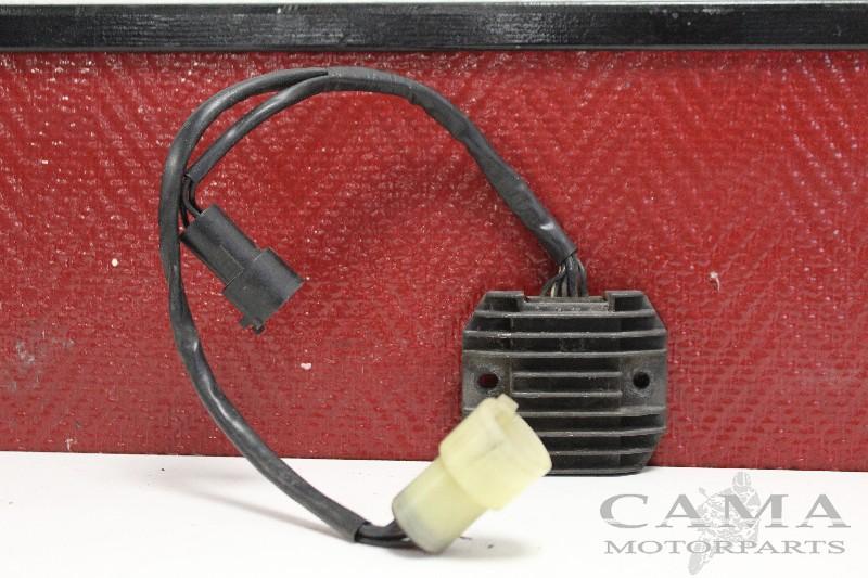 SPANNINGSREGELAAR ZX 6 R 2000-2002 (NINJA ZX-6R ZX600J), Dhr. S. di Majo, Gebruikt, Info@cama-motorparts.nl, P.J. Troelstraweg 8 8
3144 CX  MAASSLUIS, NL