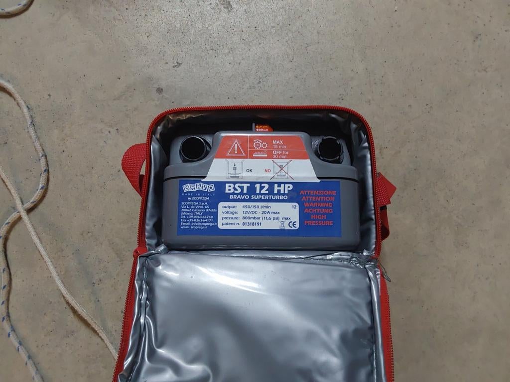 Luchtpomp voor rib,, Audio, Tv en Foto, Accu's en Batterijen, Ophalen