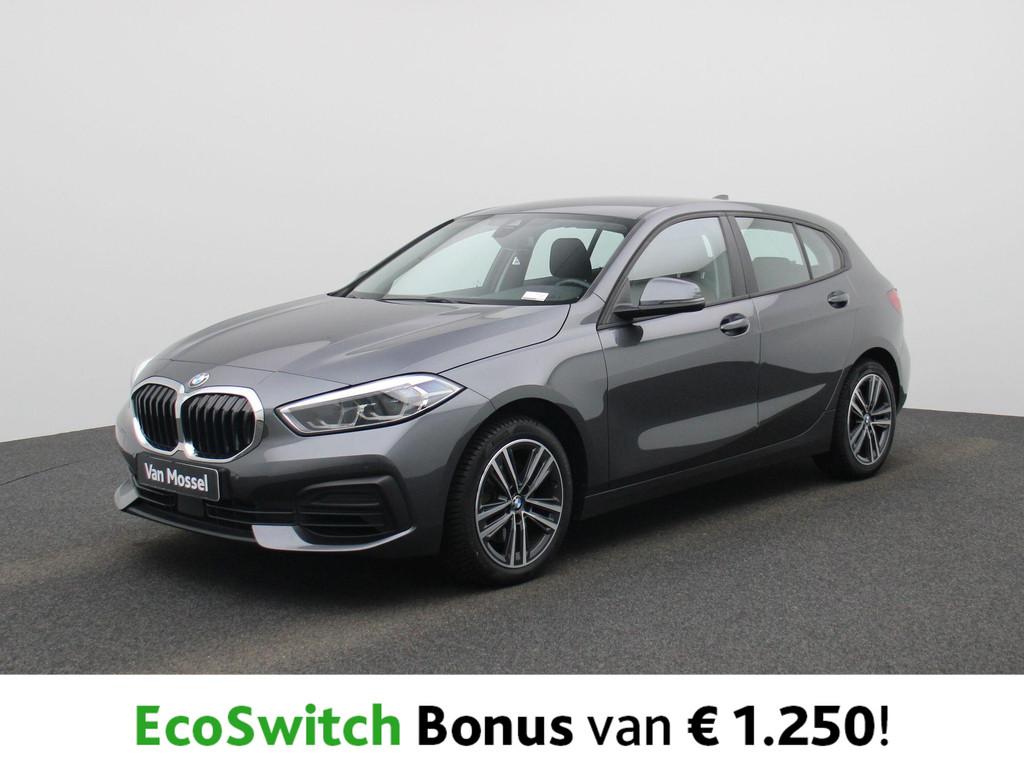 BMW 1 Reeks Hatch 118iA (103 kW) PDC V+A | Carplay | LED Lic, Auto's, BMW, Gebruikt, 5 zetels, 3 cilinders, 140 pk