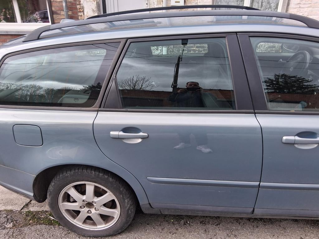 Pieces volvo v50( plusieurs nouvelle pièce ), Autos, Volvo, Particulier, Achat, V50