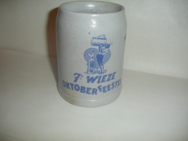 Bierpot 7de Wieze Oktoberfeesten, 0,5 liter, Enlèvement ou Envoi, Comme neuf, Chope(s), Autres marques