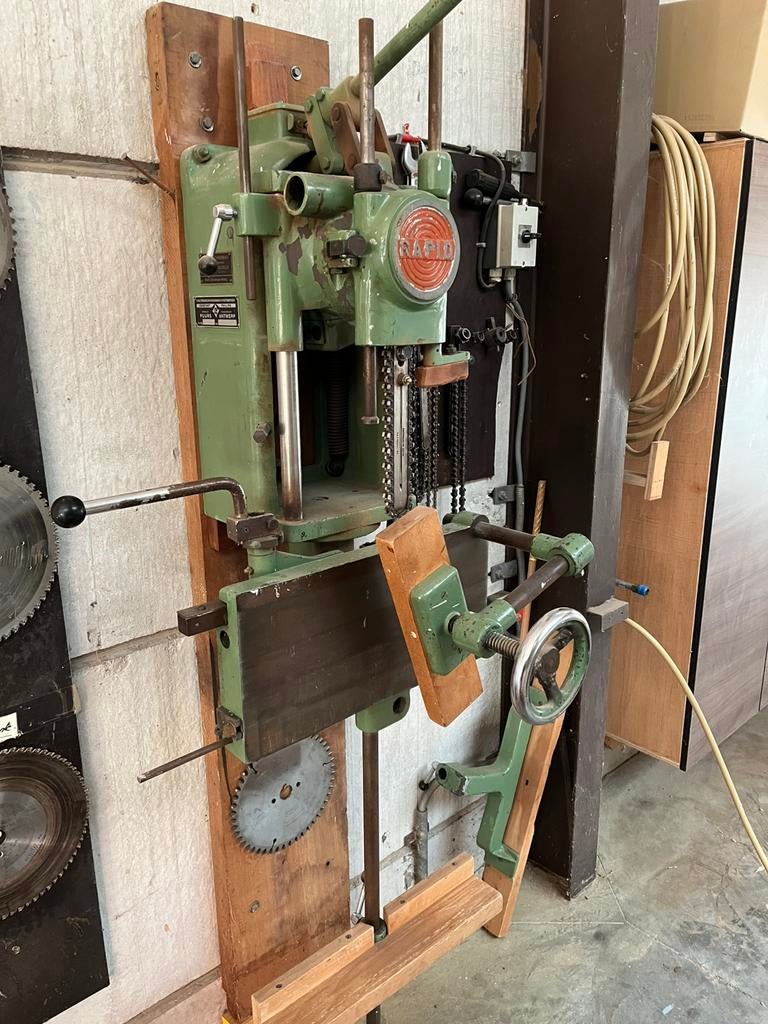 Kettingfrees, Articles professionnels, Machines & Construction | Travail du bois, Enlèvement