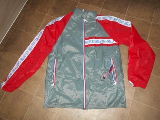 Promotions/Taille S/5€, Enlèvement ou Envoi, Neuf, Taille 36 (S)