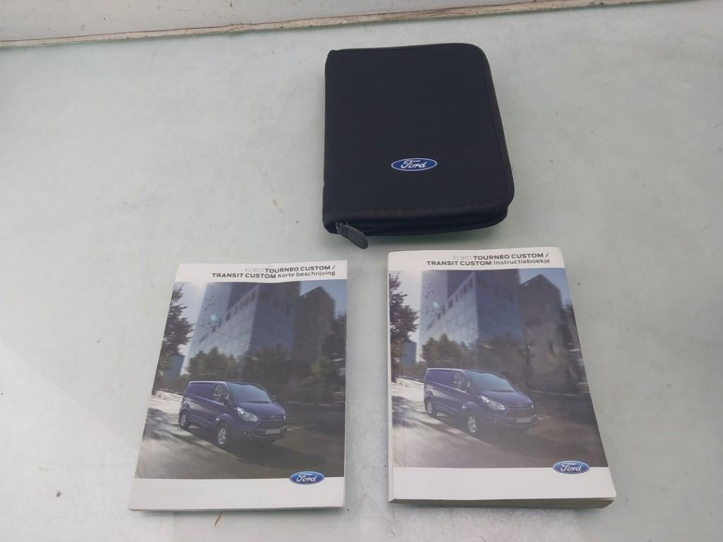 MANUEL UTILISATEUR NOTICE Ford Transit Custom, Autos : Pièces & Accessoires, Dhr. J. Ham, Administratie@autoham.nl, Nijkerkerstraat 27a 27a
3821 CD  AMERSFOORT, NL