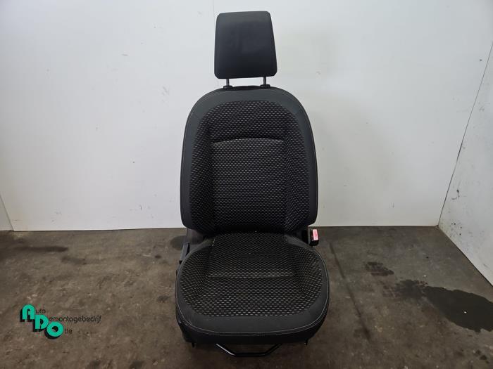 Stoel rechts van een Nissan Qashqai (Qashqai 07-), Gebruikt, -, -, Ophalen of Verzenden