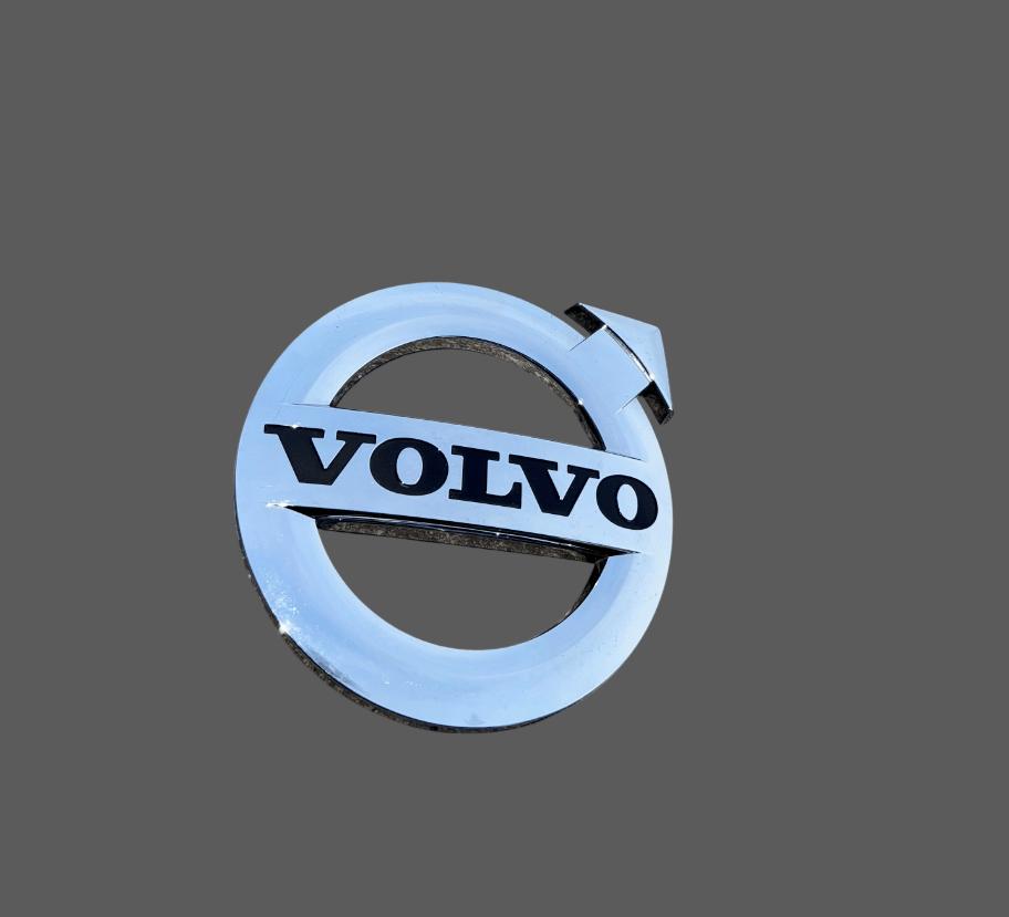 VOLVO FH4 LOGO (MOTORKAP) CHROOM GEBRUIKT 82248335U, Auto-onderdelen, Gebruikt, Carrosserie en Plaatwerk, -, -
