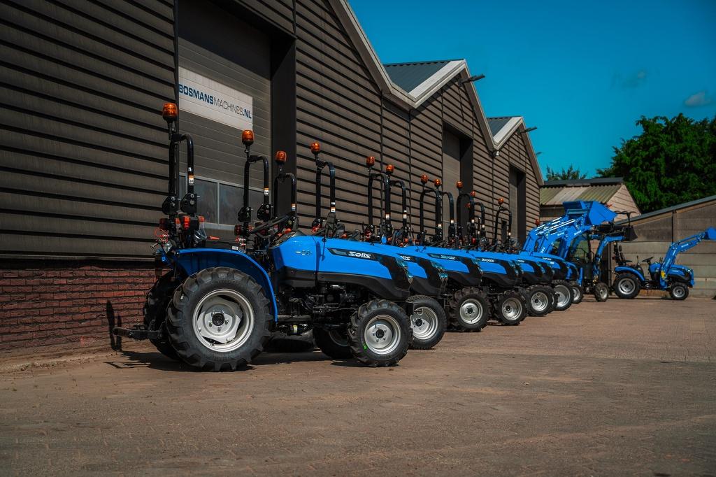 Solis 20 4WD minitractor agribanden met frontlader / voorlad, Zakelijke goederen, Nieuw, Overige merken, Tot 2500