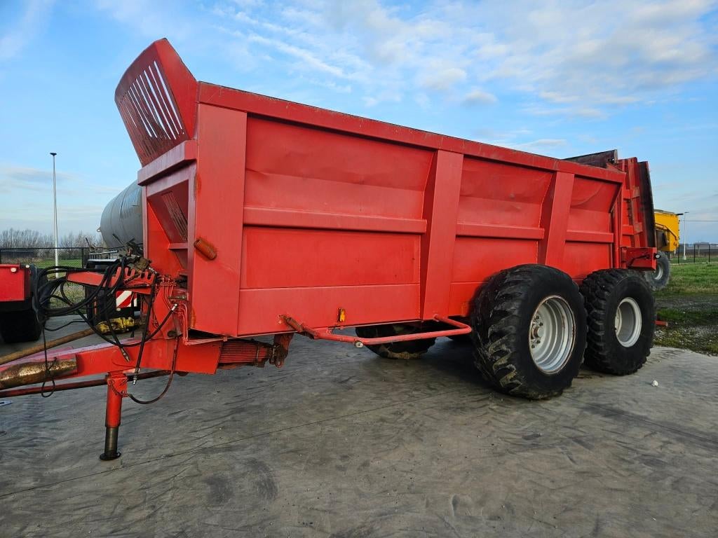 Mestverspreider Record, Enlèvement