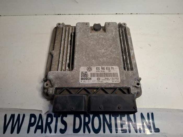 Ordinateur gestion moteur d'un Volkswagen Golf, Autos : Pièces & Accessoires, Électronique & Câbles, Volkswagen, Utilisé, 3 mois de garantie