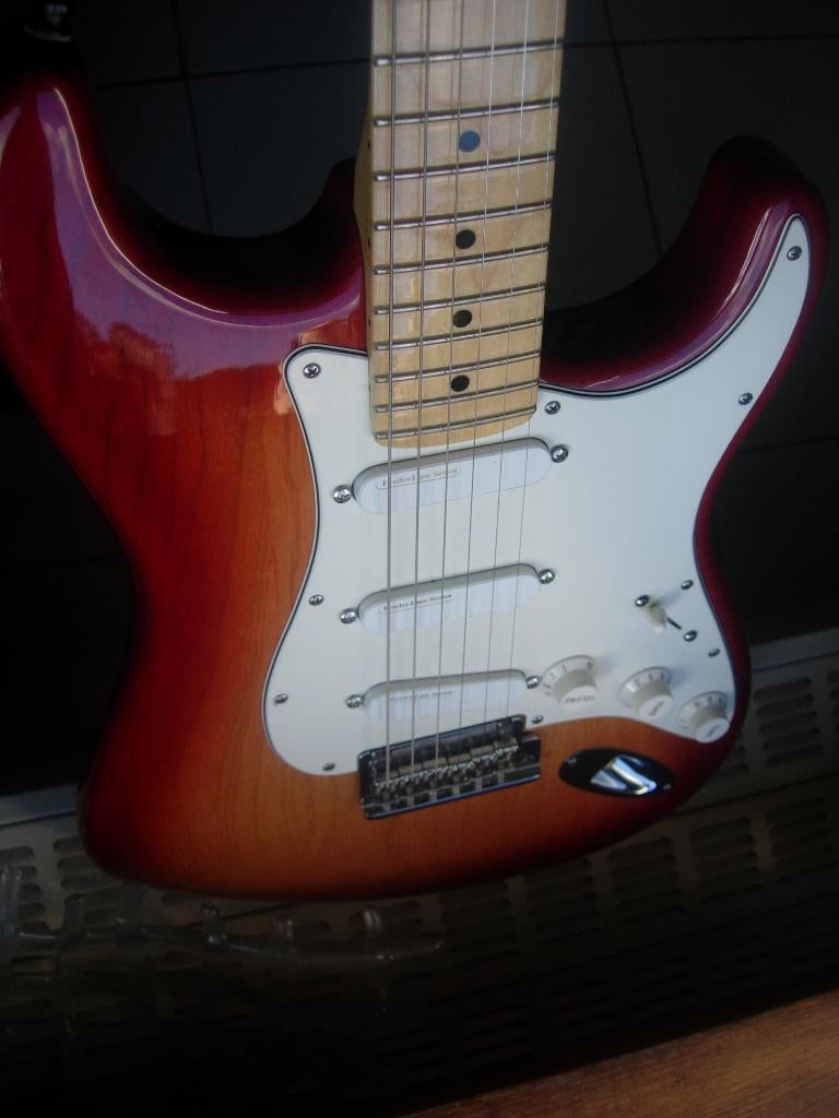 fender + usa gitaar, Muziek en Instrumenten, Snaarinstrumenten | Gitaren | Elektrisch, Ophalen, Zo goed als nieuw, Fender