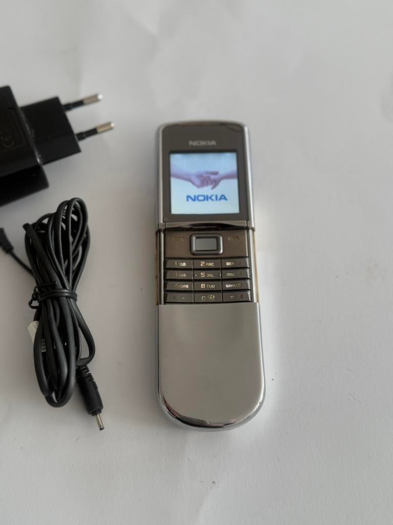 Nokia sirocco 8800 d, Modèle coulissant, Moins de 3 mégapixels, Enlèvement ou Envoi, Autres couleurs