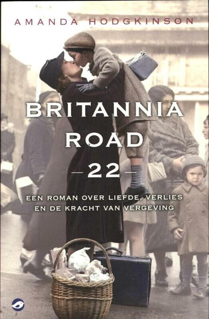 Amanda Hogdkinson Road 22 Boek 384 blz roman wereldoorlog, Ophalen of Verzenden, Zo goed als nieuw, Hodgkinson