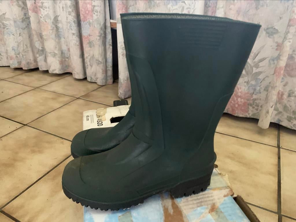 Nieuw rubber laarzen 36 khaki kleur, Kinderen en Baby's, Kinderkleding | Schoenen en Sokken, Ophalen of Verzenden