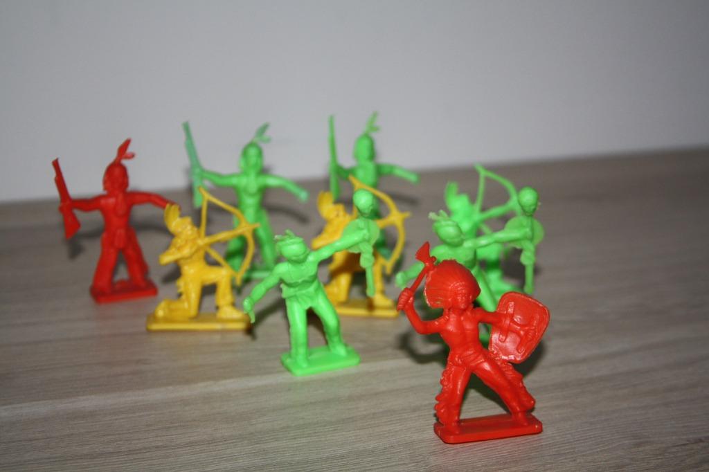 speelgoed figuren , Indianen , +- 5 a 6,5 cm hoog, Verzamelen, Poppetjes en Figuurtjes, Gebruikt, Ophalen of Verzenden