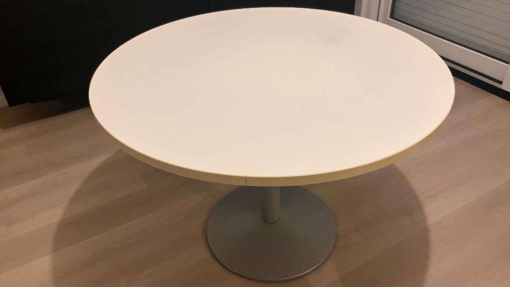 table, Métal, 100 à 150 cm, Quatre personnes, Rond