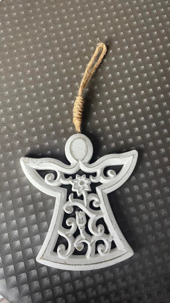 Ange de Noël, Enlèvement, Comme neuf