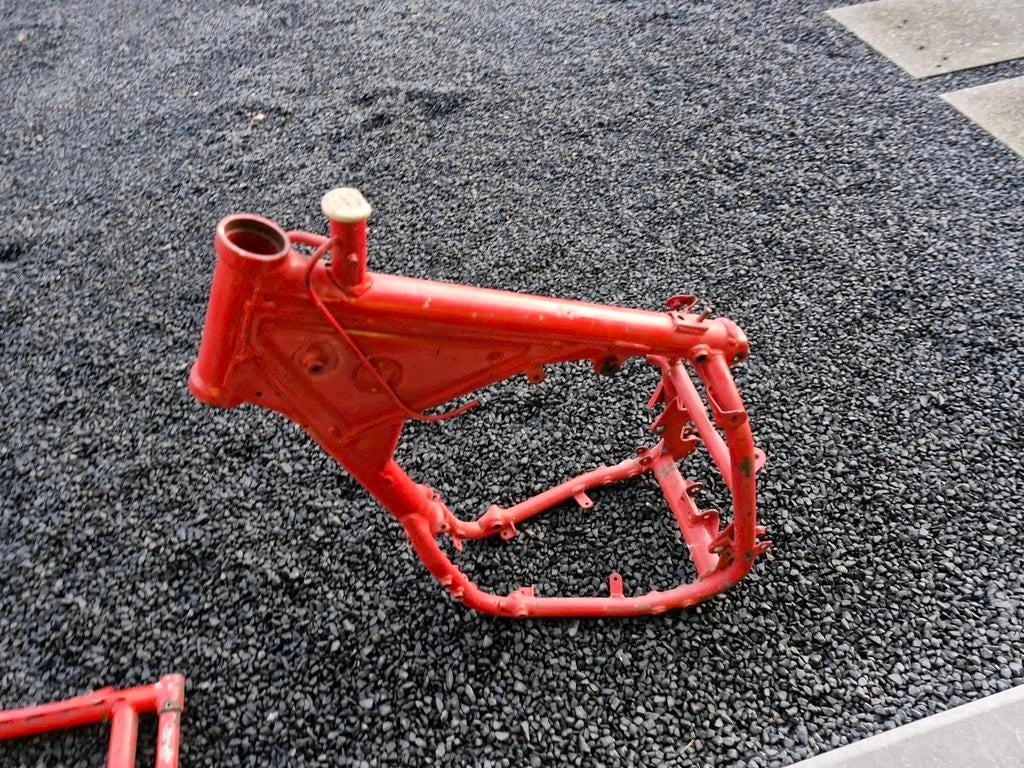 Ktm 600gs(lc4) frame+kleine onderdelen., Motoren, Particulier