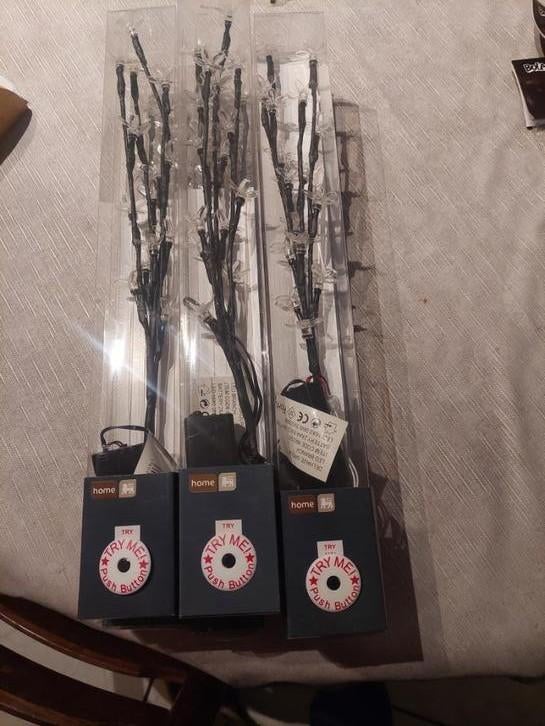 Décoration branches avec petites fleurs  lumineuses, Enlèvement ou Envoi, Neuf