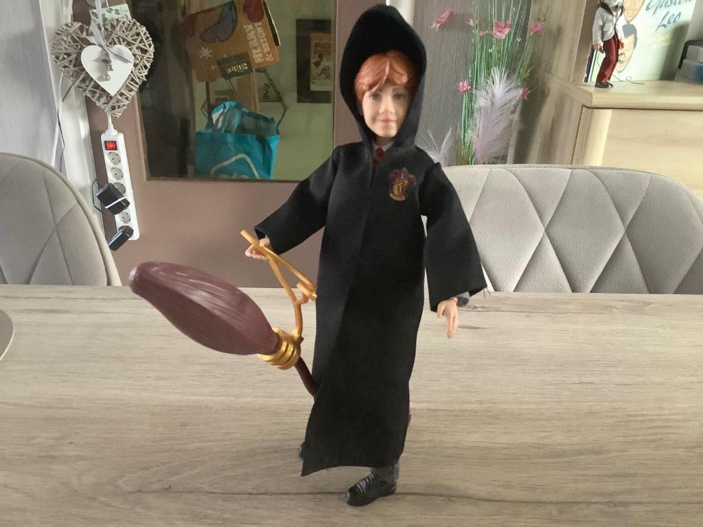 Harry Potter Ron Wemel character (28 cm), Ophalen of Verzenden, Zo goed als nieuw, Actiefiguurtje