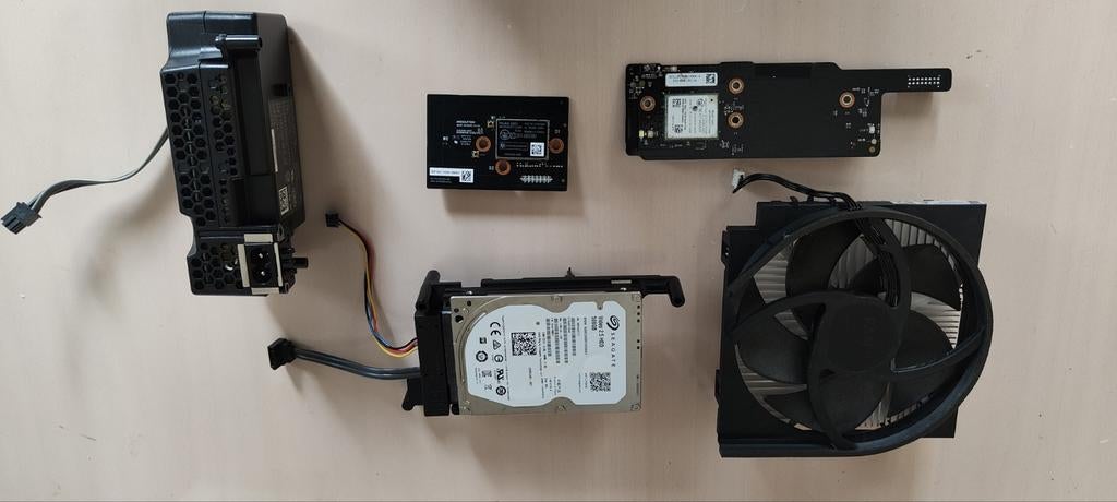 Xbox one s digitaal. Reserveonderdelen., Games en Spelcomputers, Ophalen of Verzenden, Zo goed als nieuw