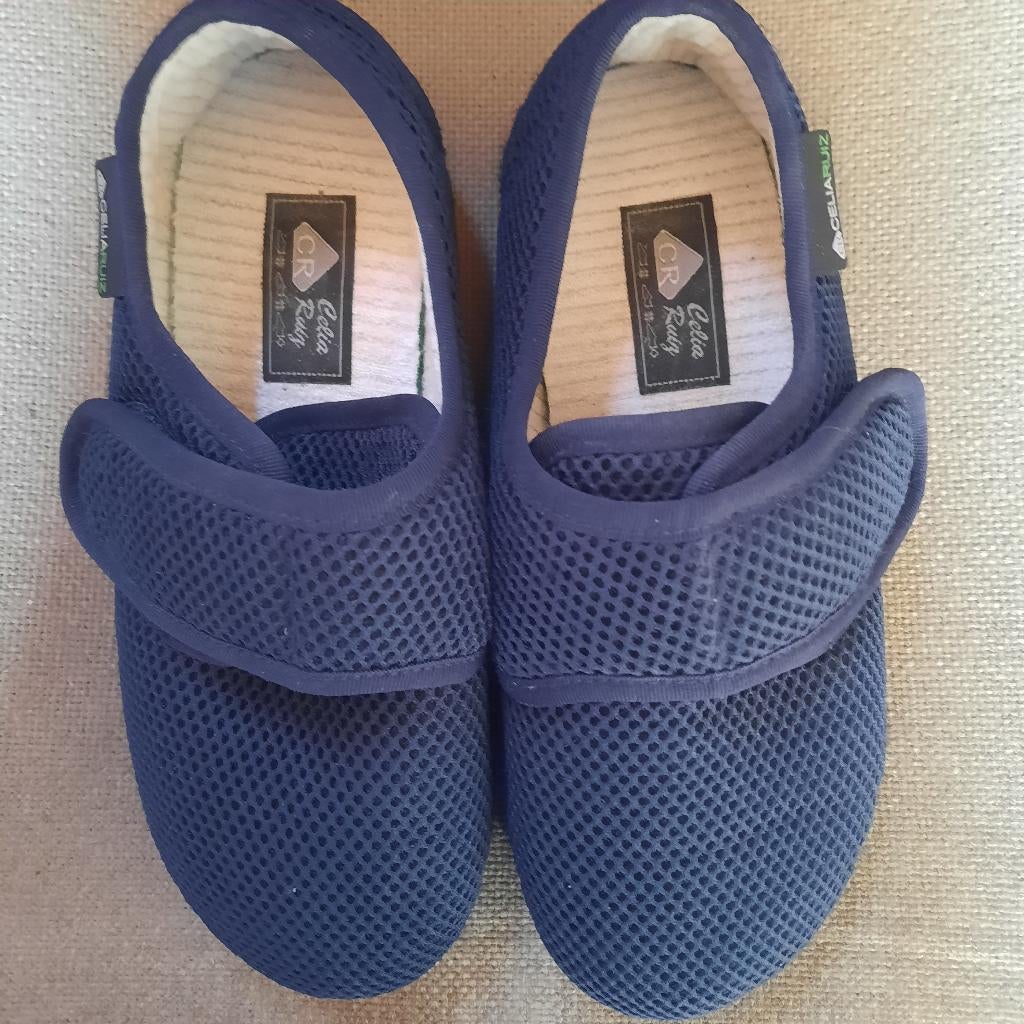 DAMES PANTOFFELS CELIA RUIZ maat 38 - made in Spain -medisch, CELIA RUIZ, Blauw, Ophalen of Verzenden, Zo goed als nieuw