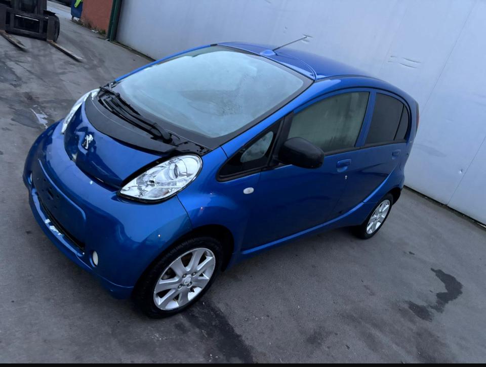 Peugeot ion bj 2018, Auto diversen, Ongevalwagen, Ophalen, Peugeot
