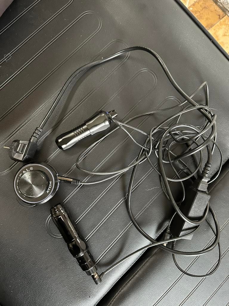 Tattoo machines, Hobby & Loisirs créatifs, Dessin, Enlèvement, Comme neuf