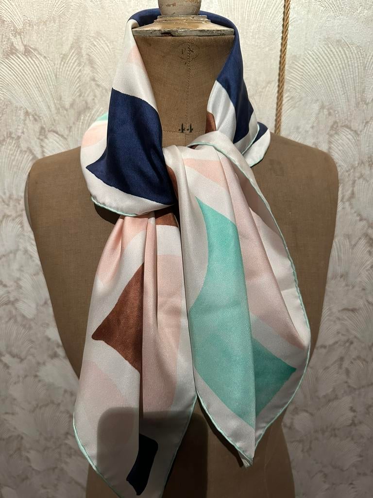 Nieuwe sjaal Delvaux, Delvaux, Ophalen of Verzenden, Nieuw, Sjaal